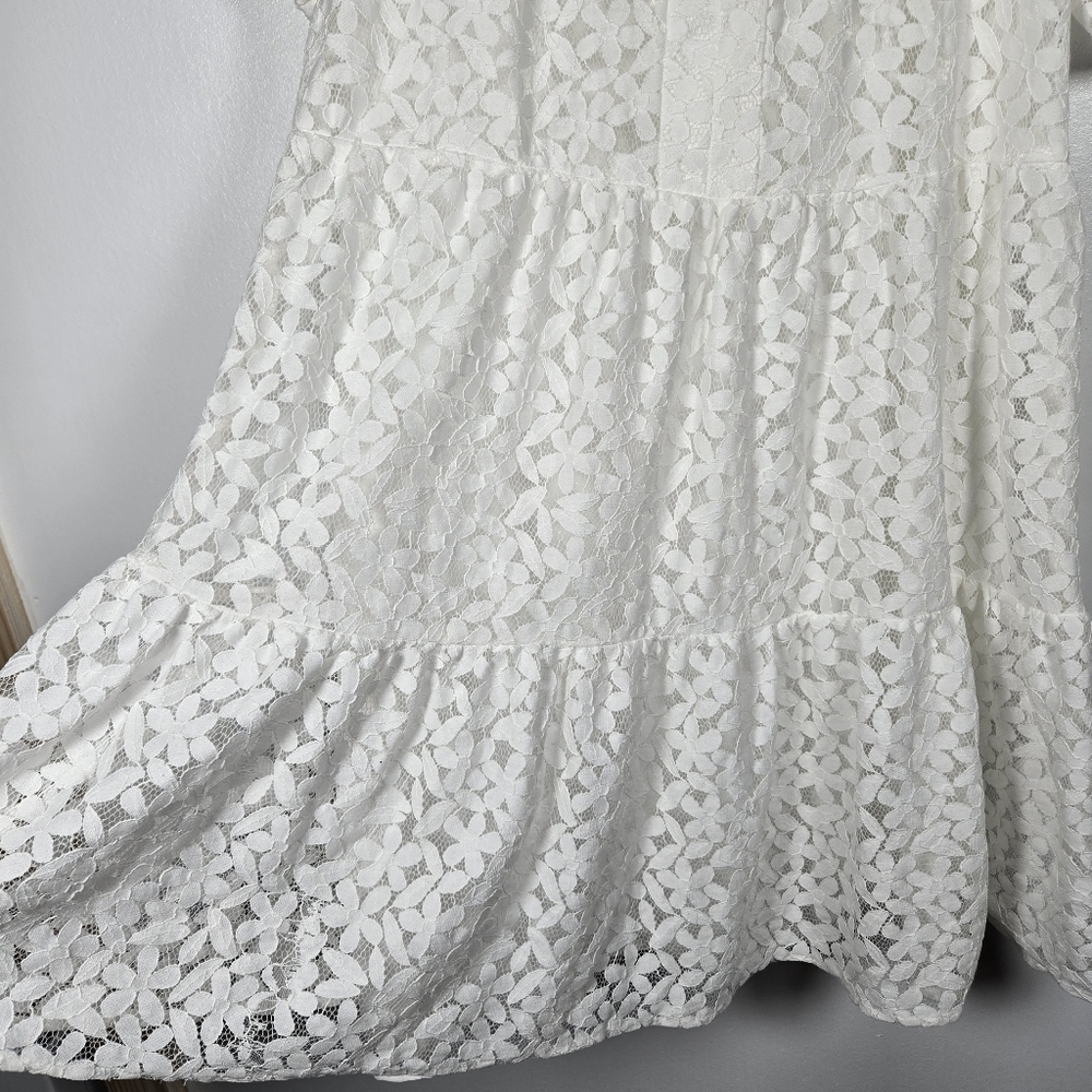 CeCe White Floral Lace Tiered Babydoll V-Neck Puff Sleeve Dress Size Small - Picture 7 of 16